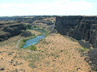 Scenic Box Canyon