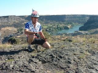 Twin Falls waterfall / Snake River Valley