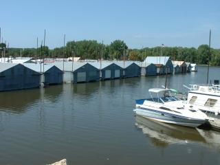 floating boat houses