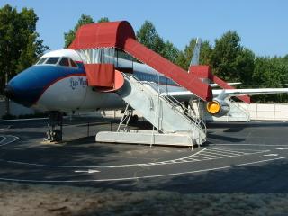 Elvis gave Lisa Marie this plane