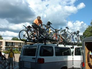 Bike loading for shipping